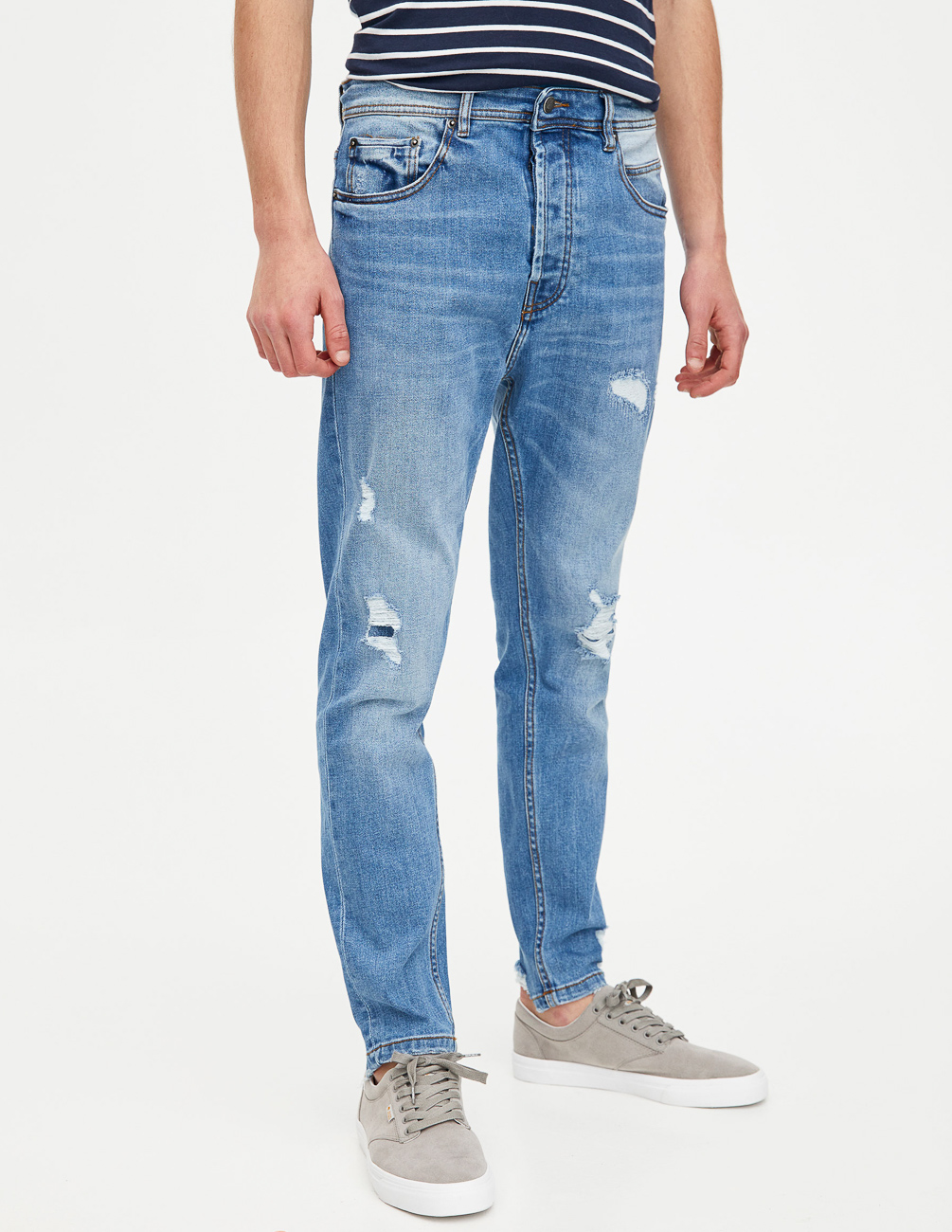 

Джинсы PULL & BEAR М0105752 (9688/554/401) цвет голубой, Джинсы PULL & BEAR М0105752 (9688/554/401) цвет голубой 30