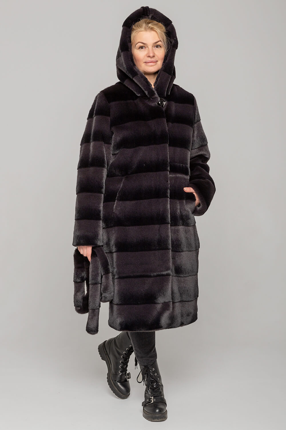 

Шуба Miorichi Дольче 50 Графит (01128-black50)