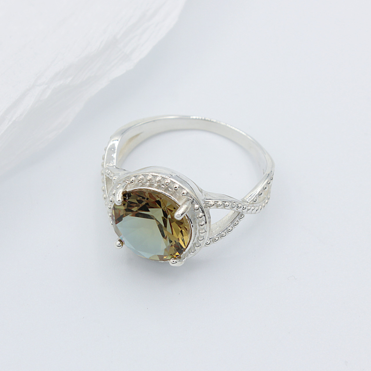 

Серебряное кольцо с султанитом 18,5 р