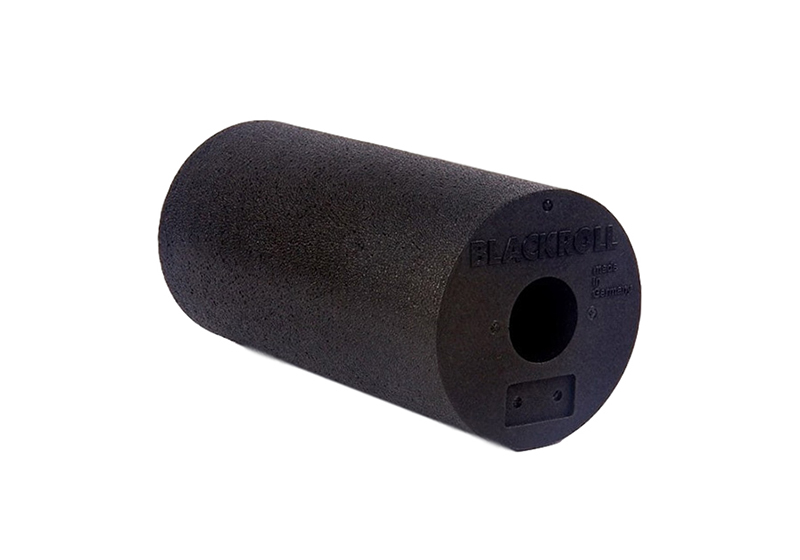 

Массажный ролик Blackroll Standard черный 30х15 см