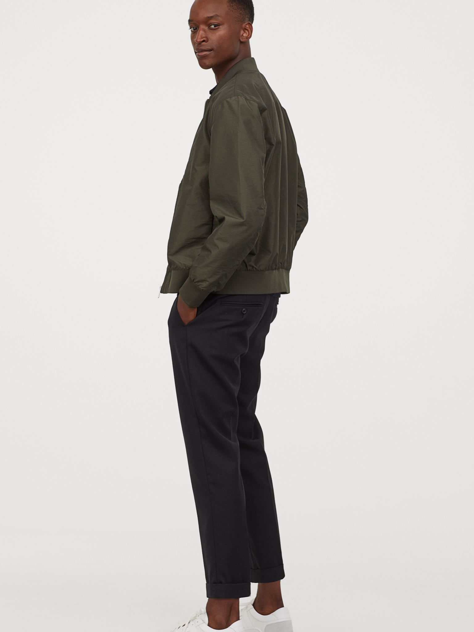 

Бомбер H&M 0602673-1 M Хаки
