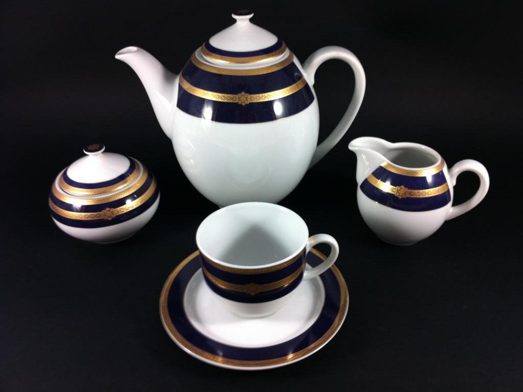 Thun фарфор. Сервиз Thun. Thun Porcelain. Сервиз столовый Thun золото опал. Купить чайник фарфоровый Тхун с логотипом.