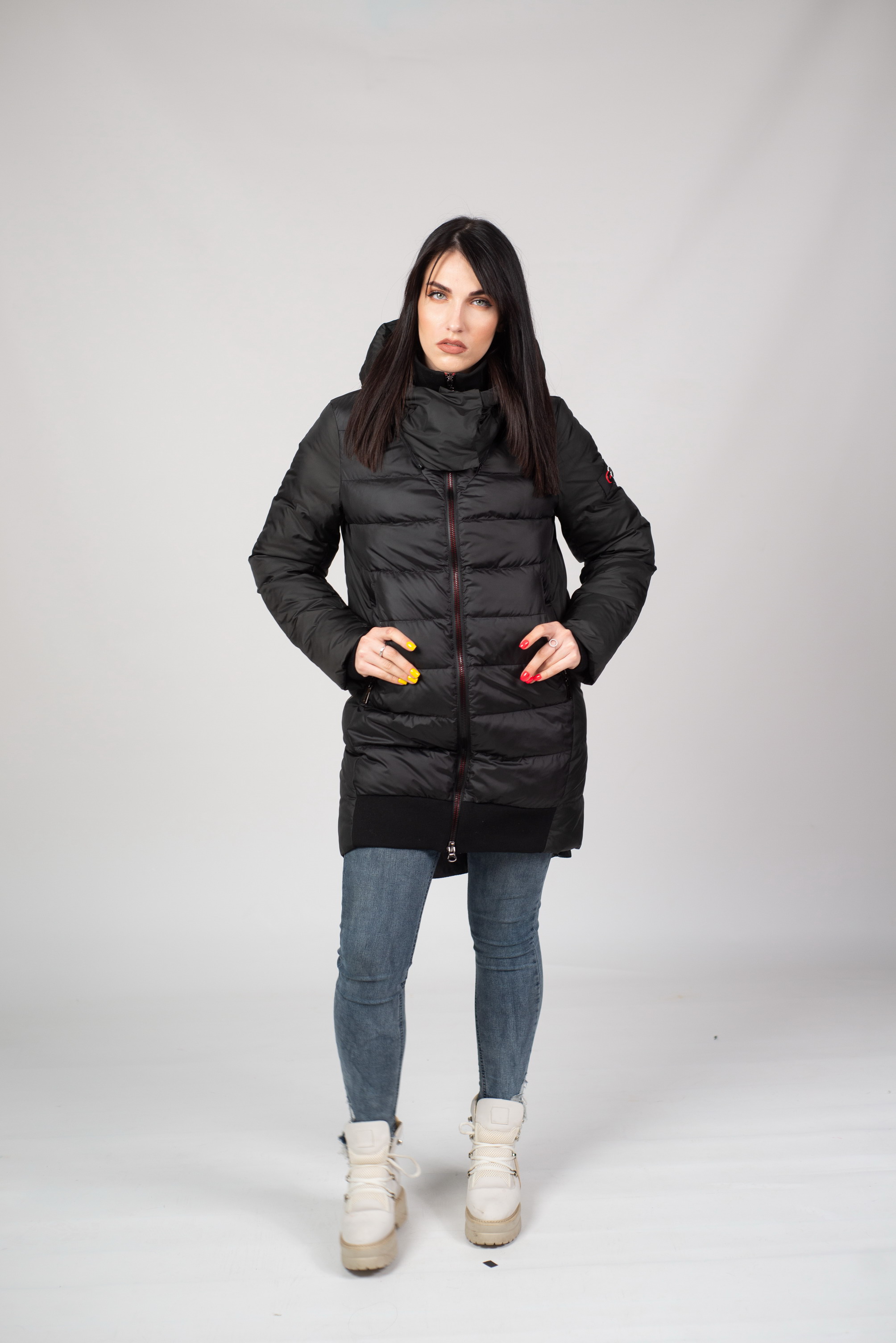 

Пуховик L'Arcobaleno 24510S048C001  Черный, Пуховик L'Arcobaleno 24510S048C001 48 Черный