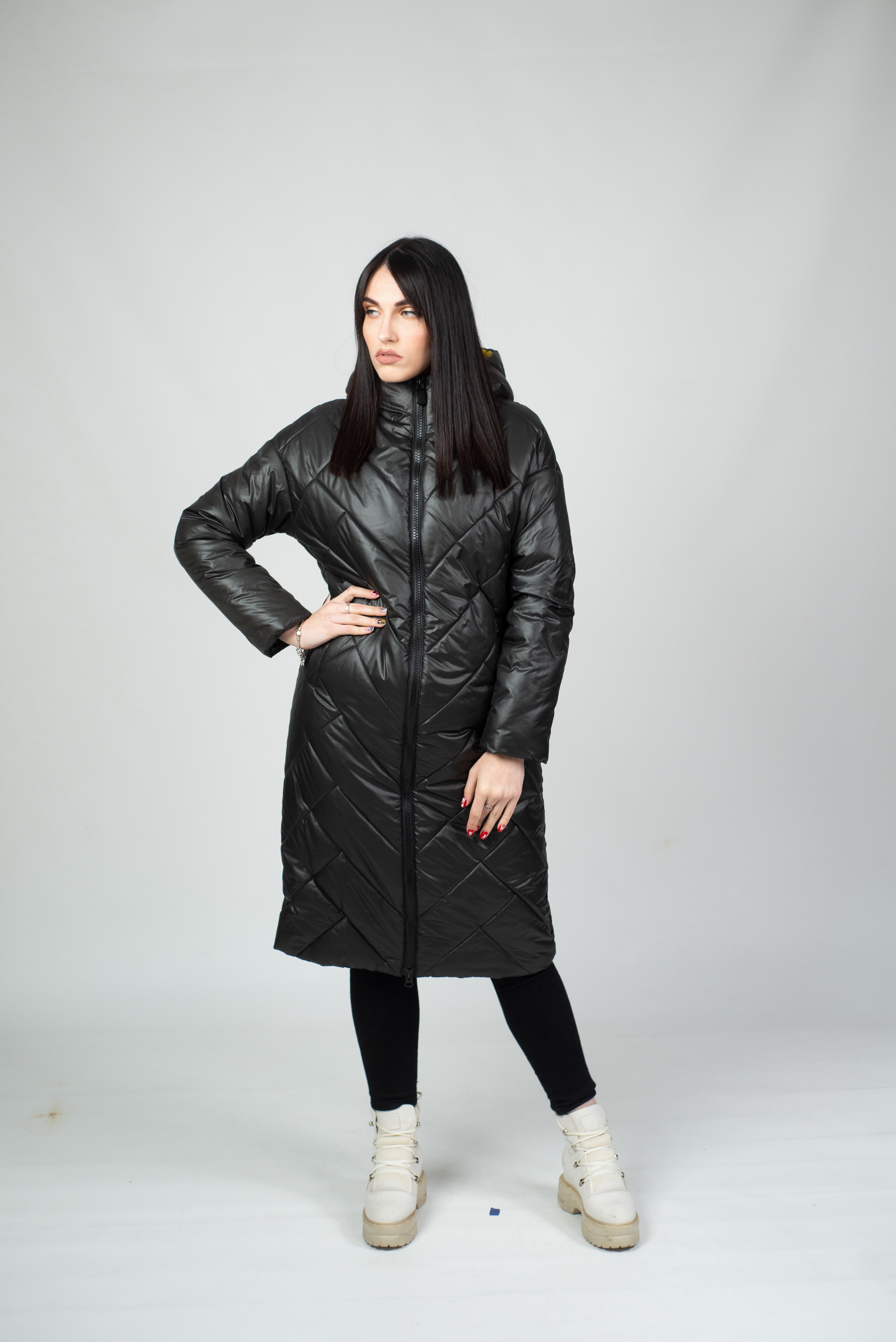 

Куртка зимняя L'Arcobaleno 24486S044C001  Черный, Куртка зимняя L'Arcobaleno 24486S044C001 44 Черный