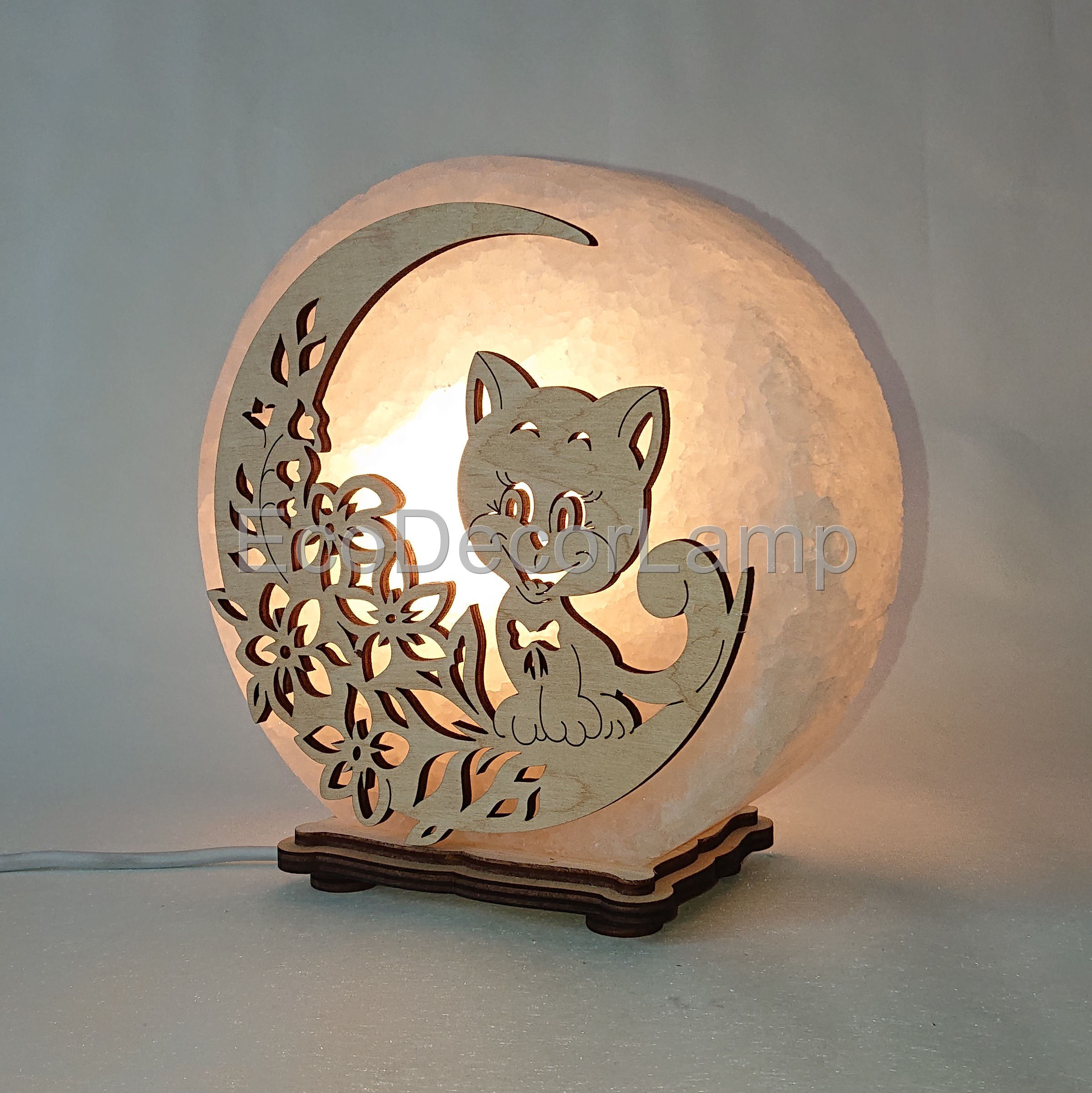 

Соляной светильник EcoDecorLamp круглый Кот и цветы на луне жёлтый