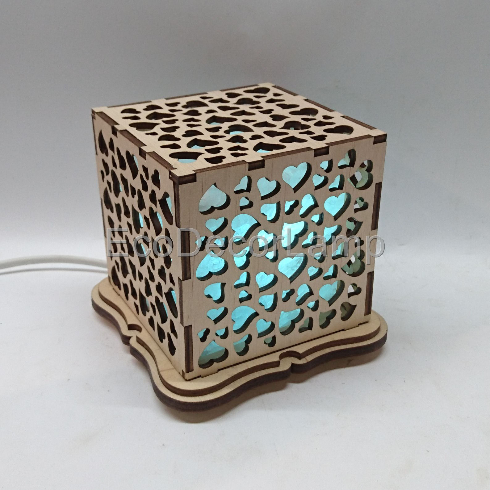 

Соляной светильник EcoDecorLamp Куб Сердечки синий