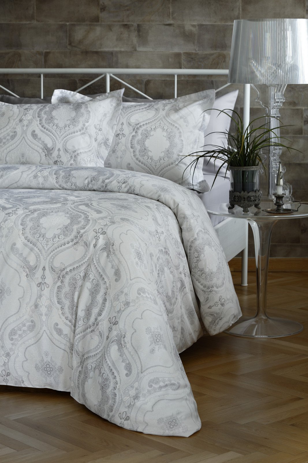 

Комплект постельного белья Pavia Сатин Nora Grey 160х220х2