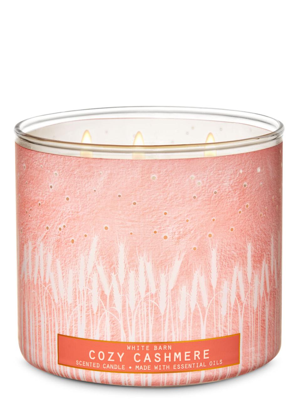 

Свеча ароматизированная Bath and Body Works Cozy Cashmere Scented Candle 411 г