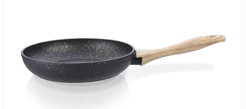 

Сковородка Black Cosmic диаметр 20см с покрытием Platinum Fissman DP35989