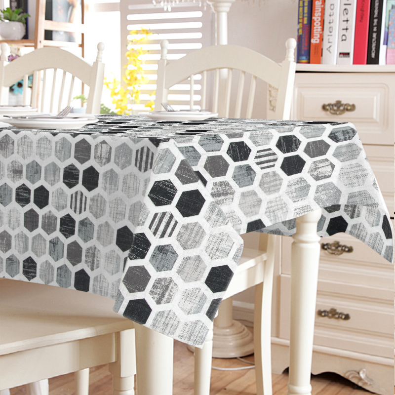 

Скатерть с акриловой пропиткой Mantel Black Honeycomb TT164610 140x220