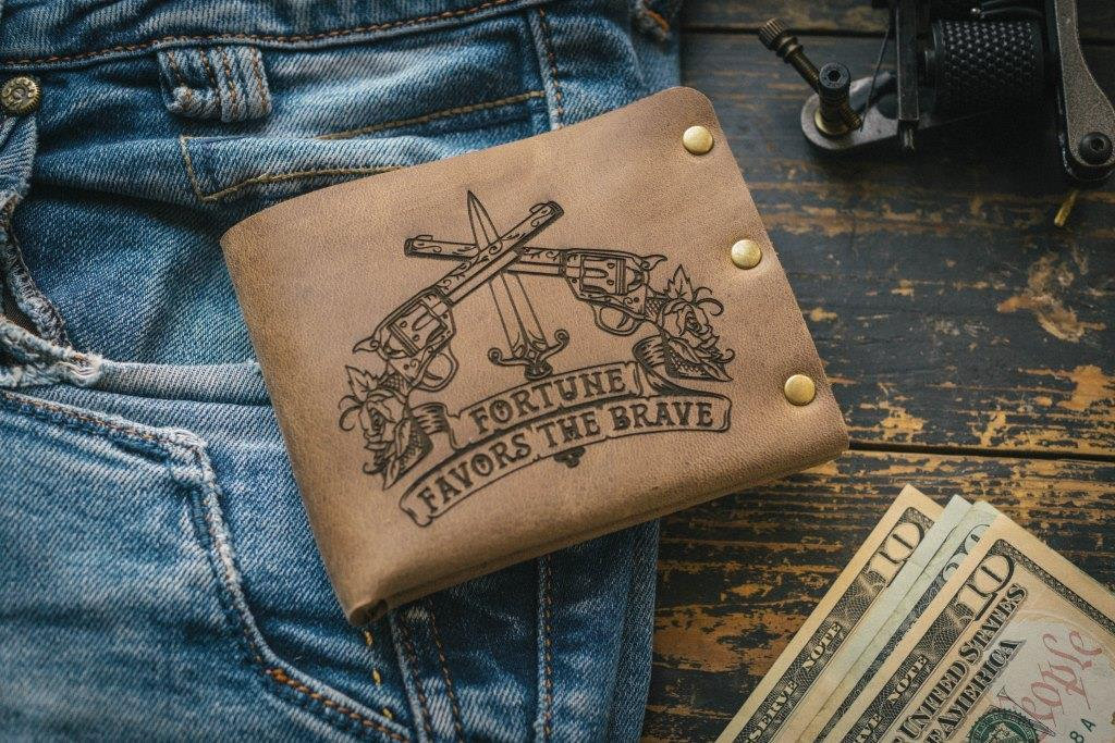 

Мужской кожаный кошелек ТатуНаКоже, фортуна NEW DESIGN + стильный ПОДАРОК