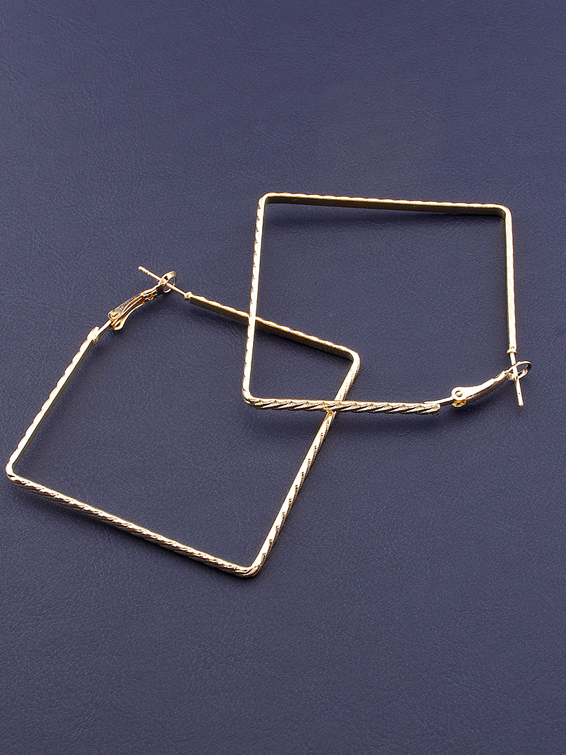 

Серьги 'FJ' 48х48мм. 080241