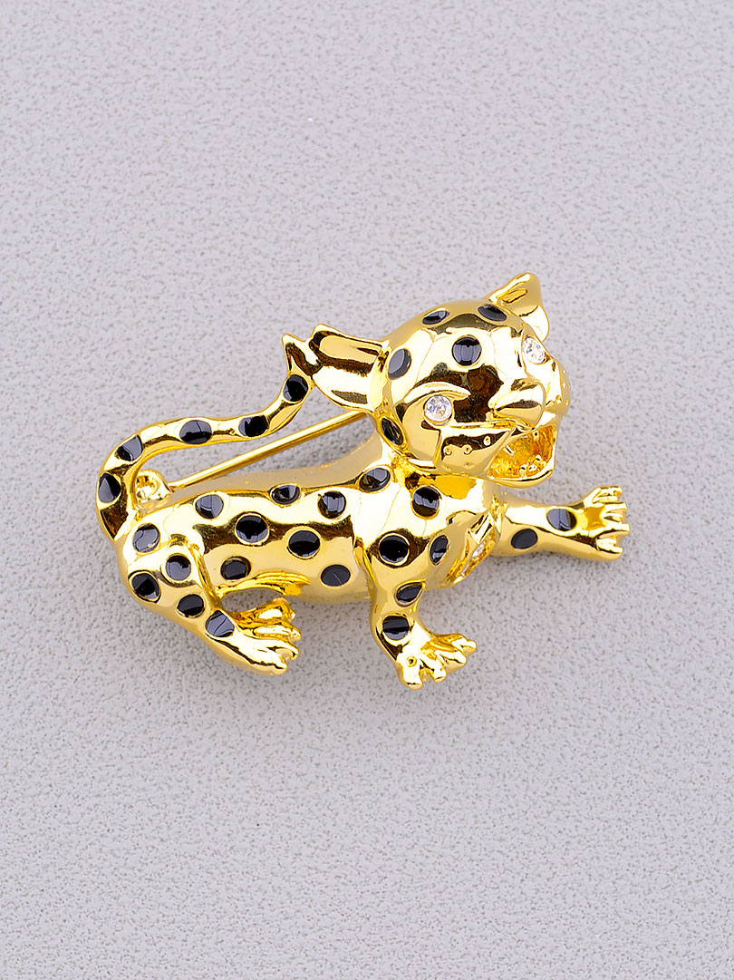

Брошь Сrystal 30x25мм. 092677