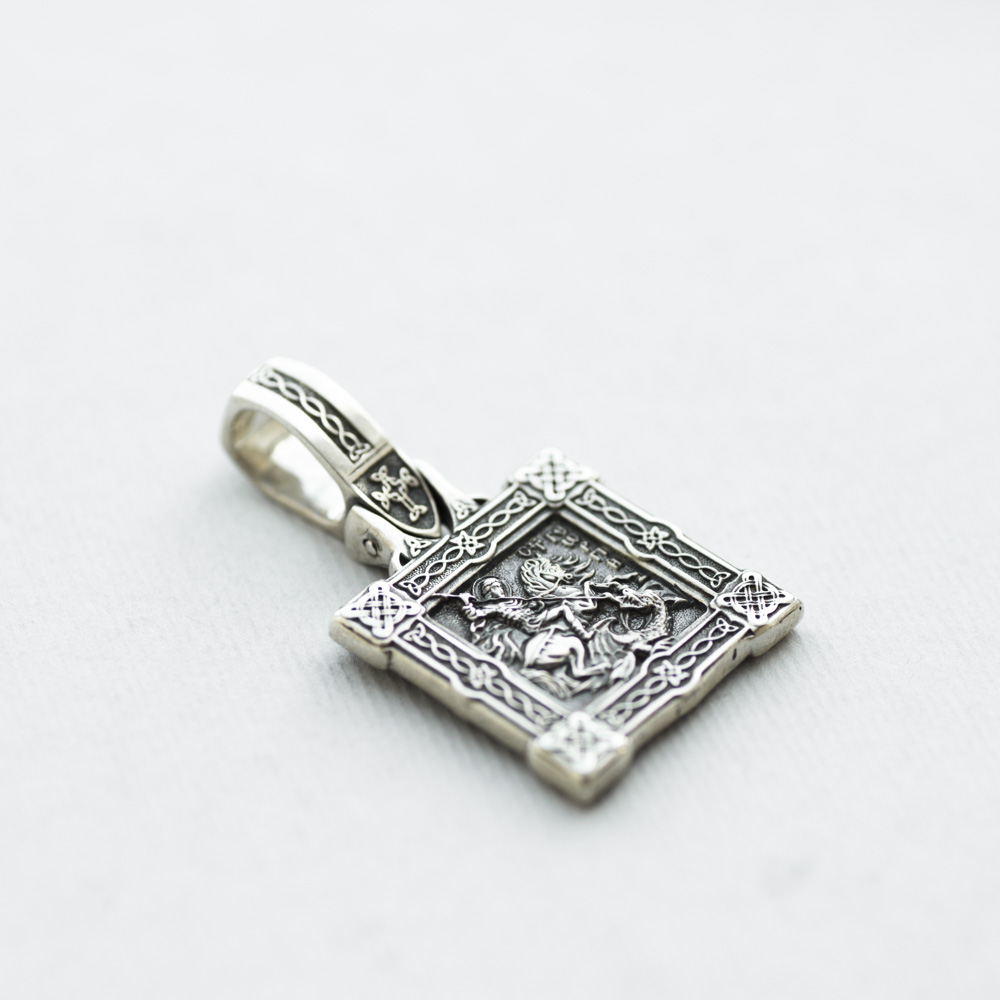 

Серебряная подвеска ОНИКС (вес 12.3 г) модели пр-132368-12,3