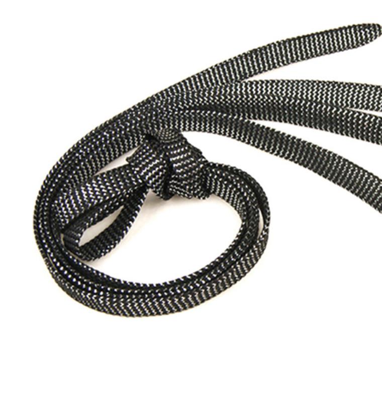 

Обувные шнурки V-tie с люрексовой нитью, длина 120см, ширина 1 см, четрные