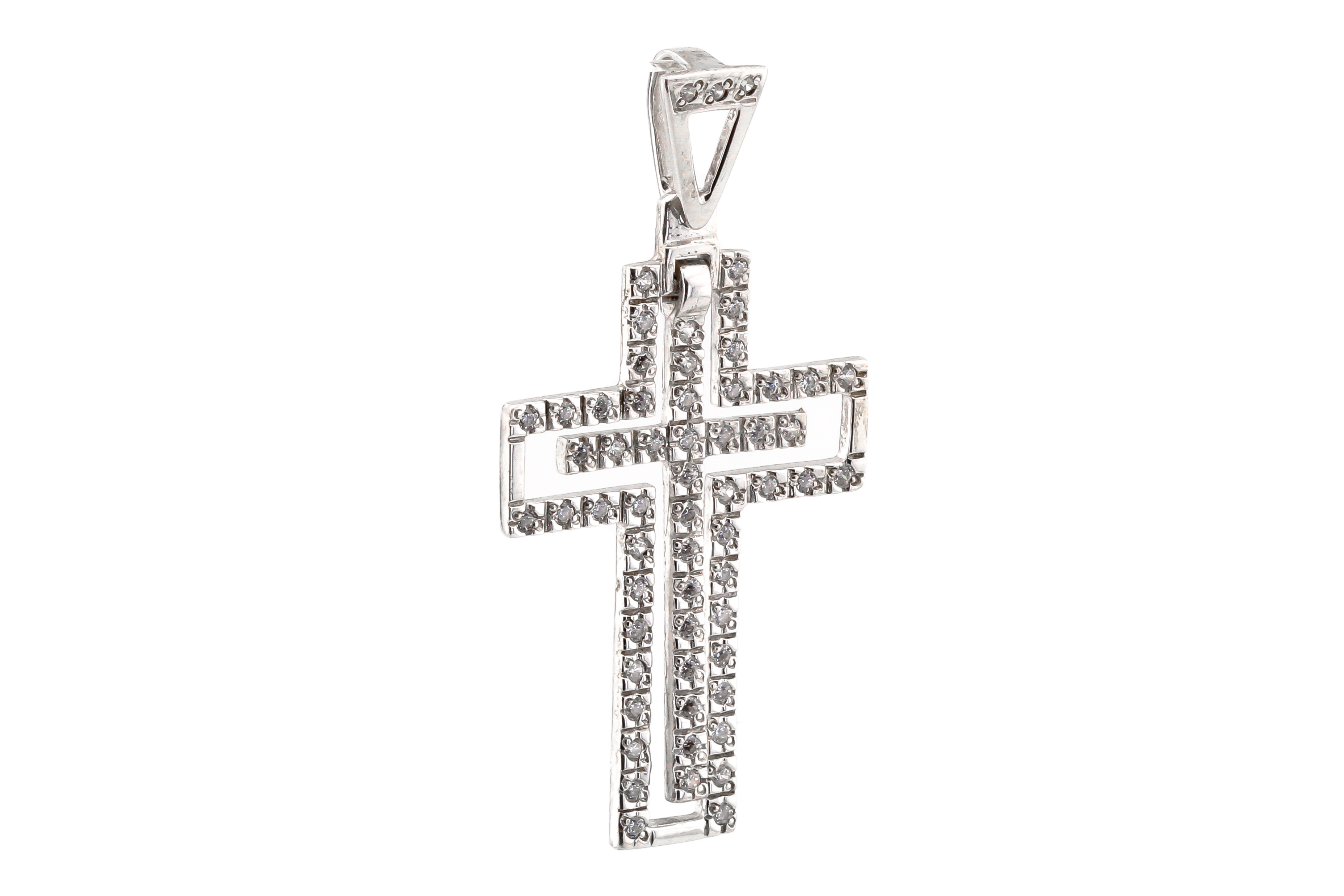 

Серебряный крестик с фианитами CP13150 Диамант