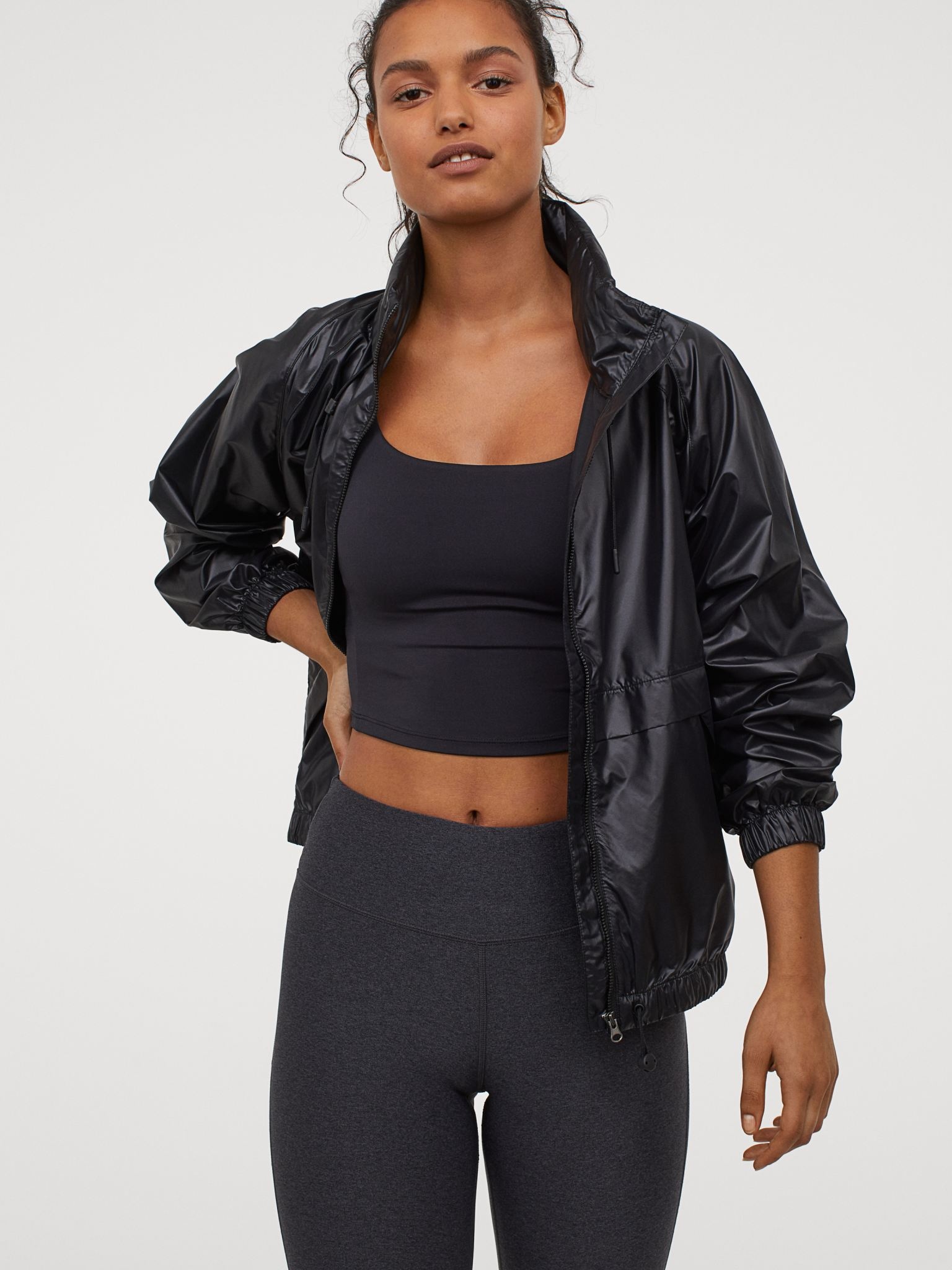 

Спортивный топ H&M Sport 8949562dm S Черный
