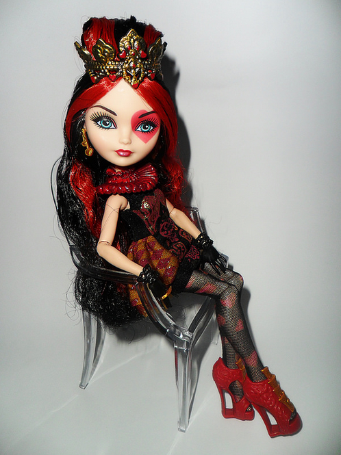 Ever After High Boneca Royal Rebel - Lizzie Hearts Bgj98 - MP Brinquedos