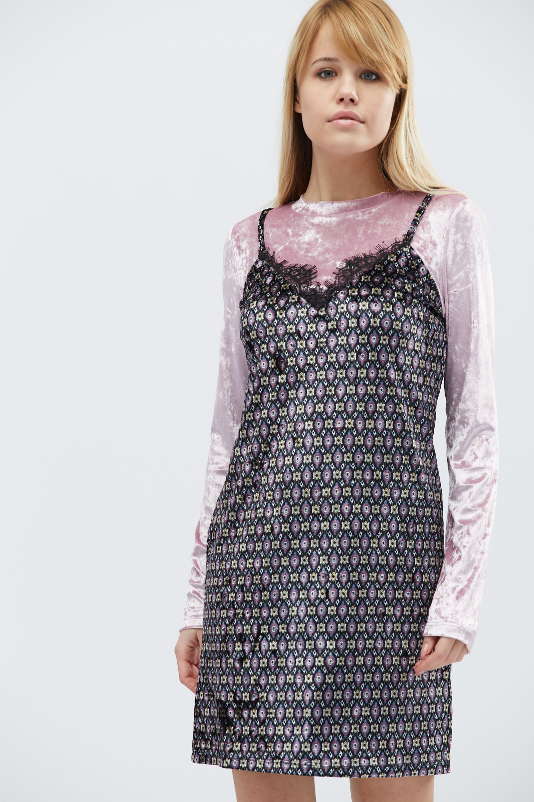 

ПЛАТЬЕ КР-10089-15 (XS. РОЗОВЫЙ) XS