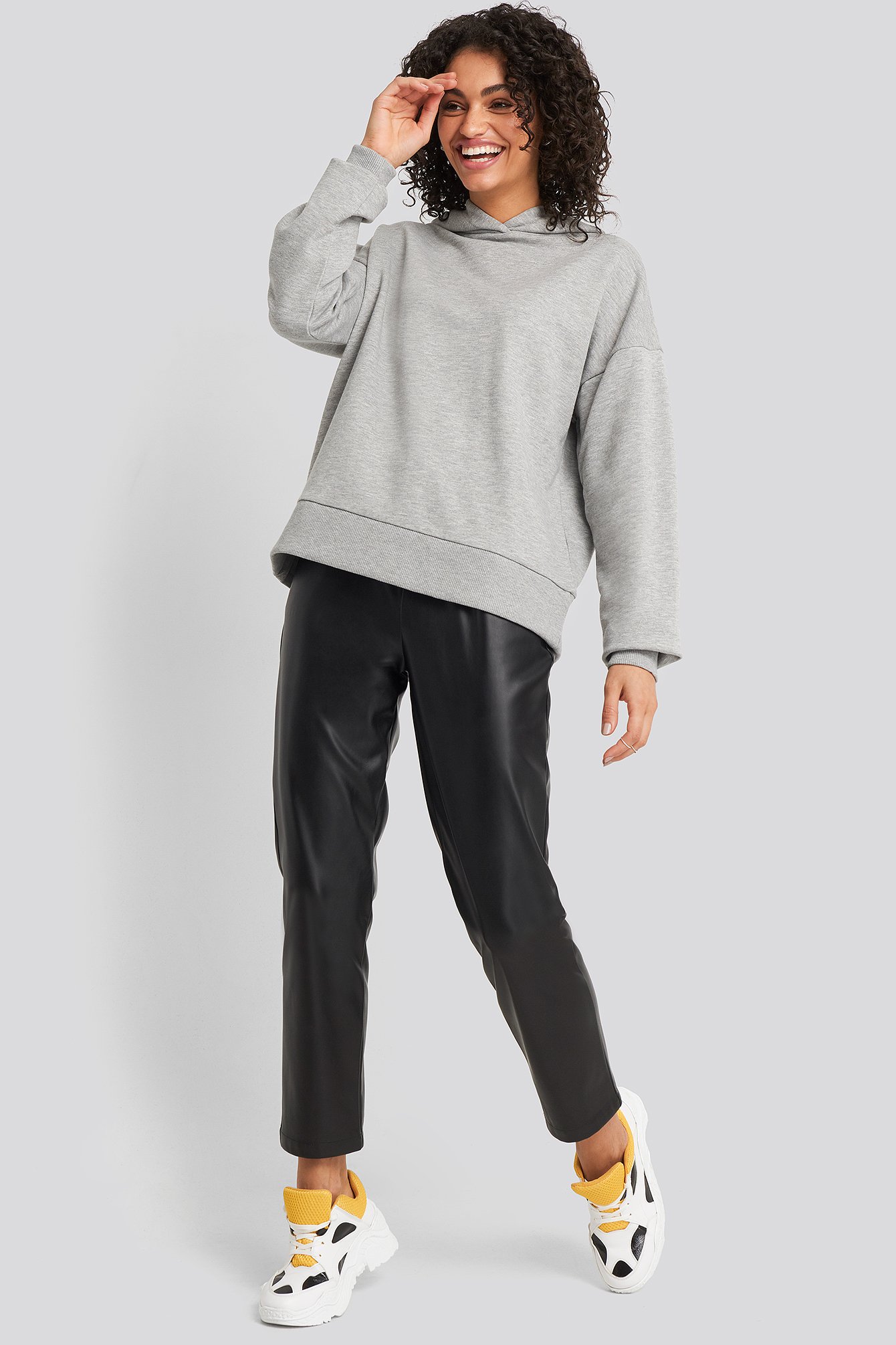 

Худи OLDISEN женский – WHOD-102 – Серый меланж, M | 44-46 WHOD-102-M
