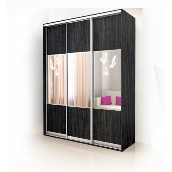 

Трехдверный шкаф купе в гостиную фасад ДСП + зеркало 240х45 см Modern