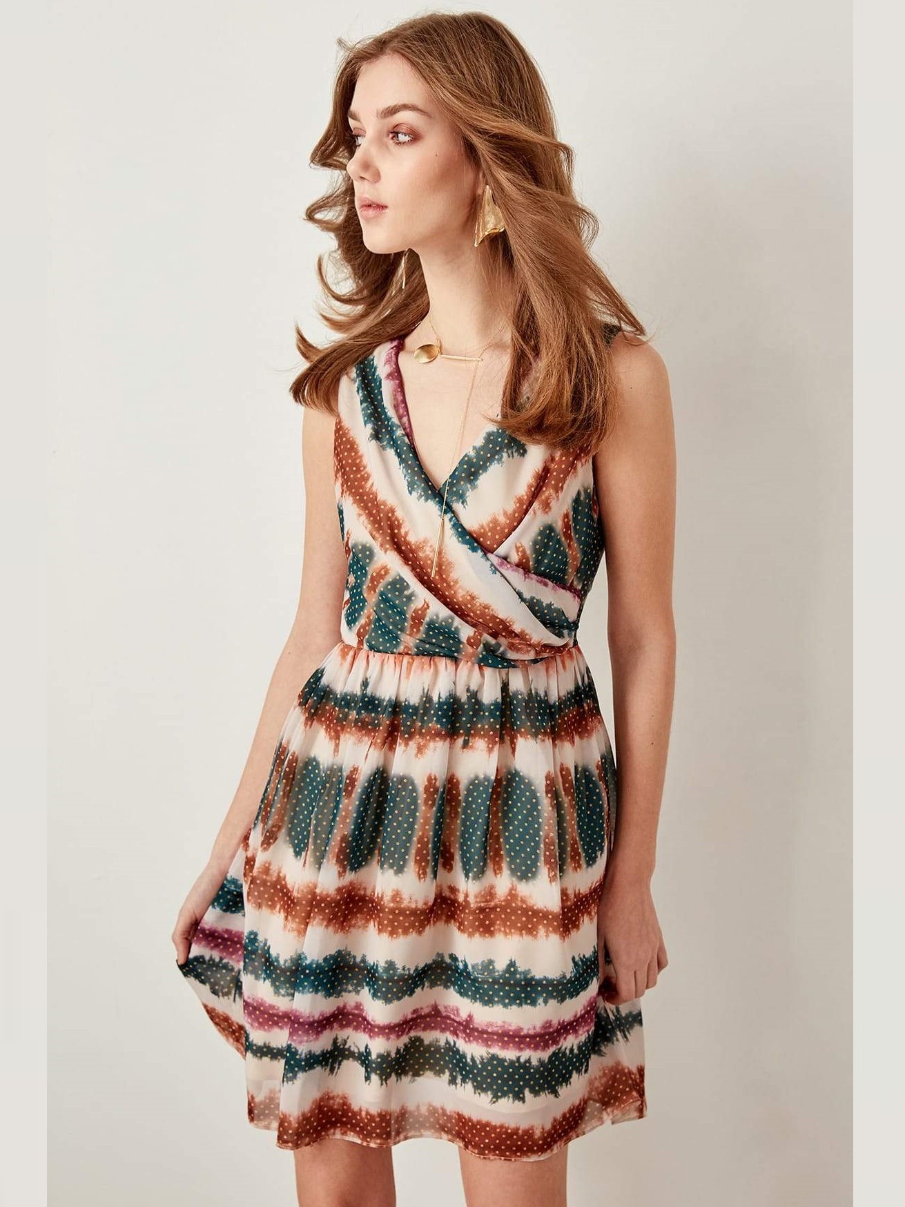

Платье Trendyol TOFSS19XO0016  Мультиколор, Платье Trendyol TOFSS19XO0016 XS Мультиколор