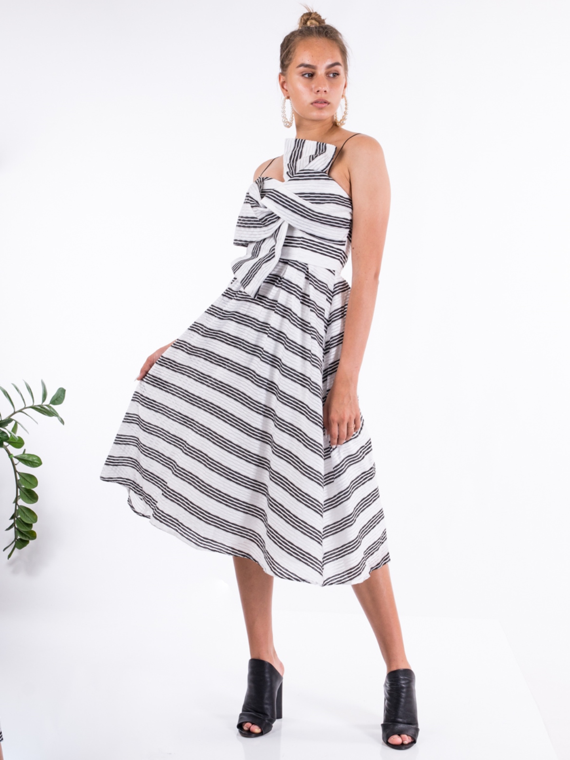 

Платье ASOS AS240620-13 2XS Полоска