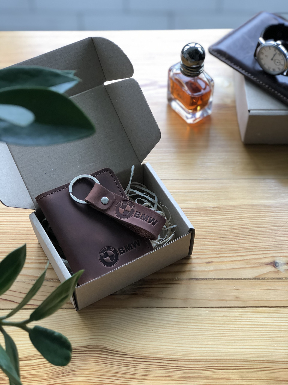 

Подарочный набор кожаных аксессуаров Tokyo Shiynik Коричневый