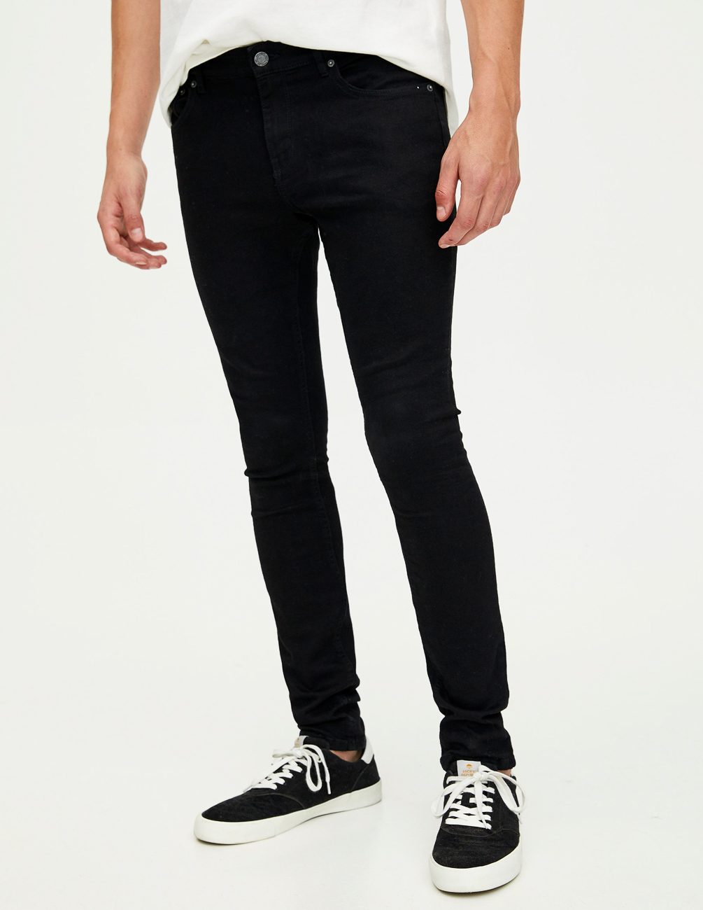 

Джинсы PULL & BEAR М0105784 (5687/544/800) цвет черный 29