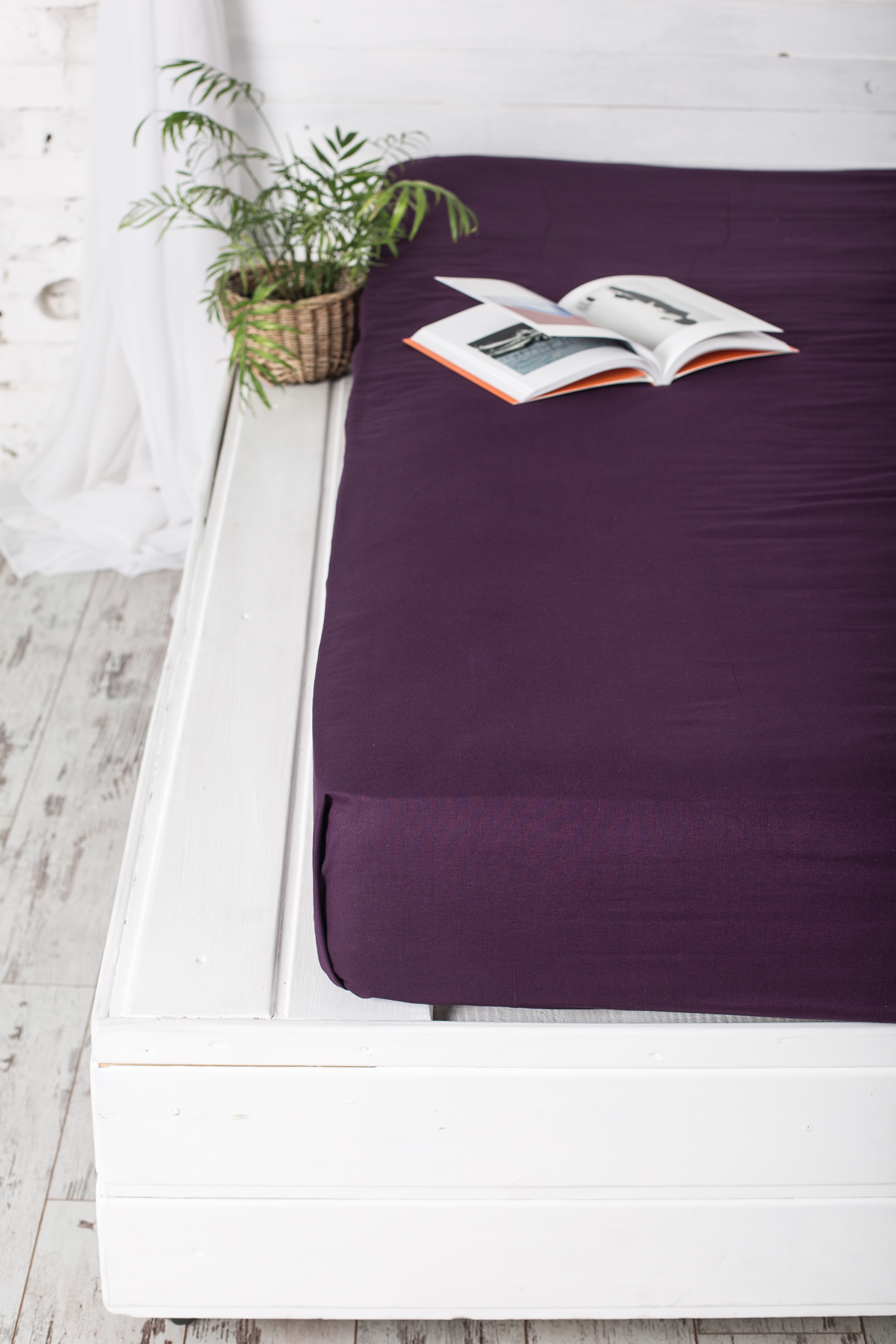 

Простынь на резинке Novita Dark Plum 180х200 см (180*200 рис.00-0221 Dark Plum)