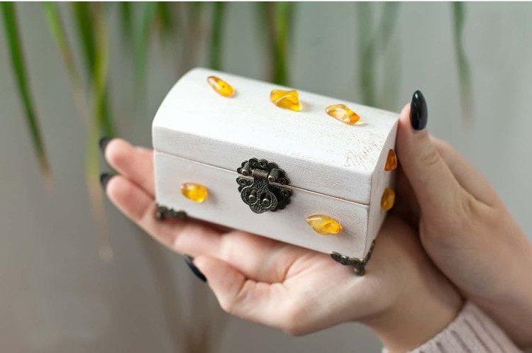 

Шкатулка ручной работы Pradosh Jewelry белый дуб 11 х 7 х 6