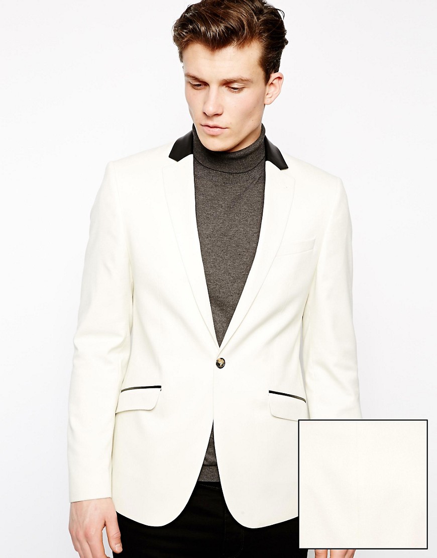 

Приталенный блейзер с воротником из искусственной кожи ASOS AS381143 L Белый