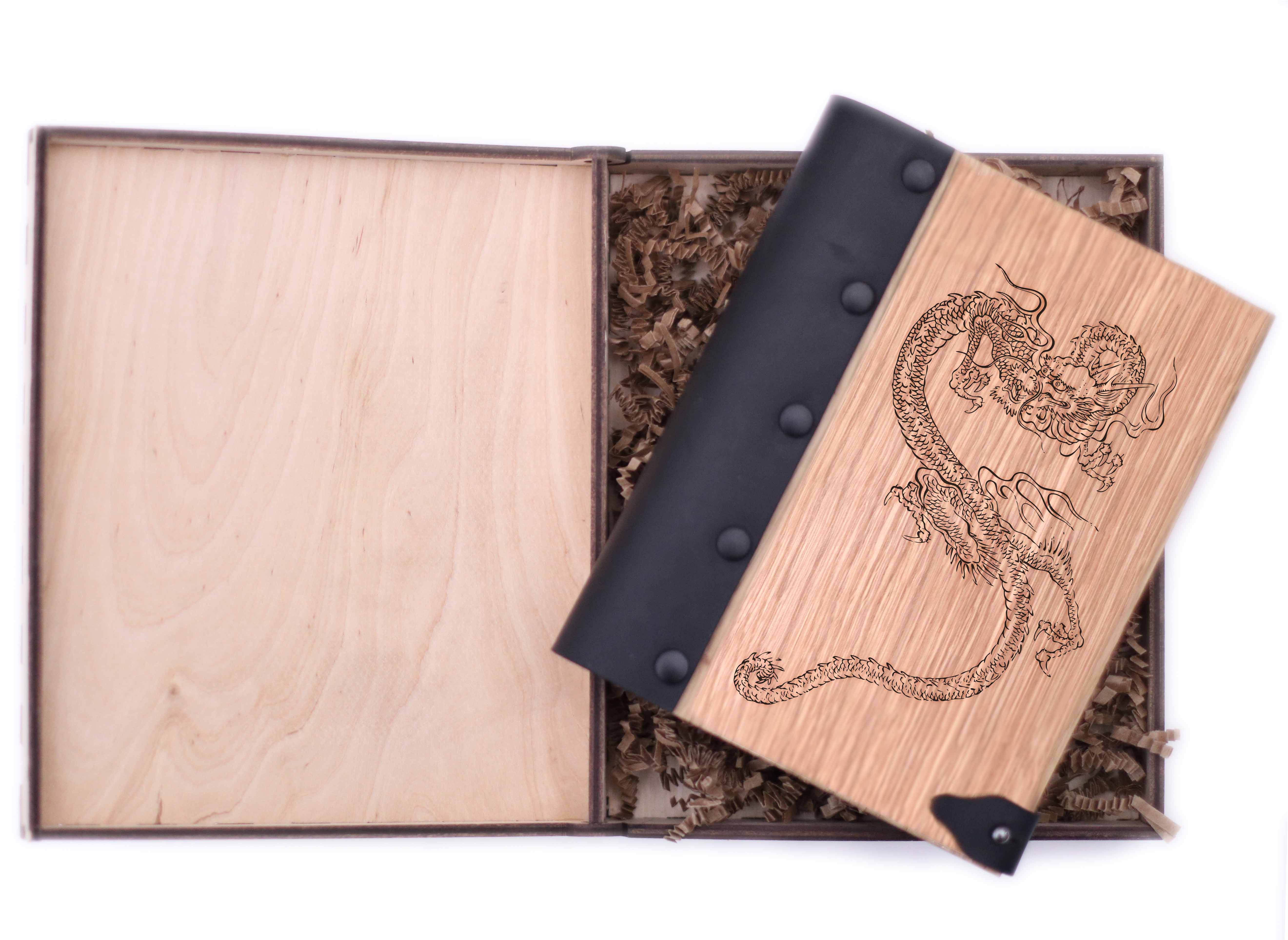 

Блокнот WOODEN NOTEBOOK Дракон 01 Деревянная обложка А6 в точку 80 листов (WN0132)