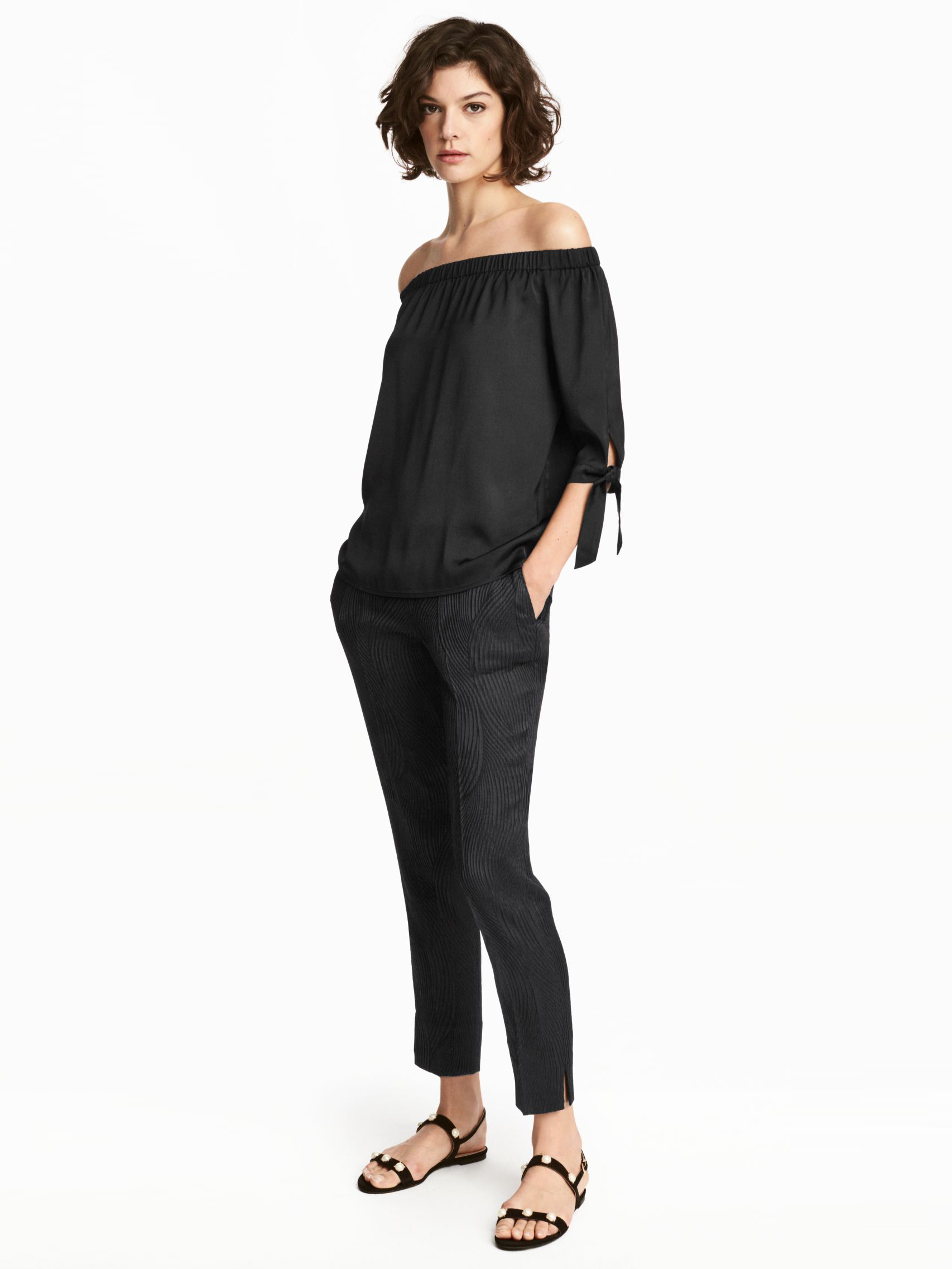 

Брюки H&M KK4447595 44 Черные