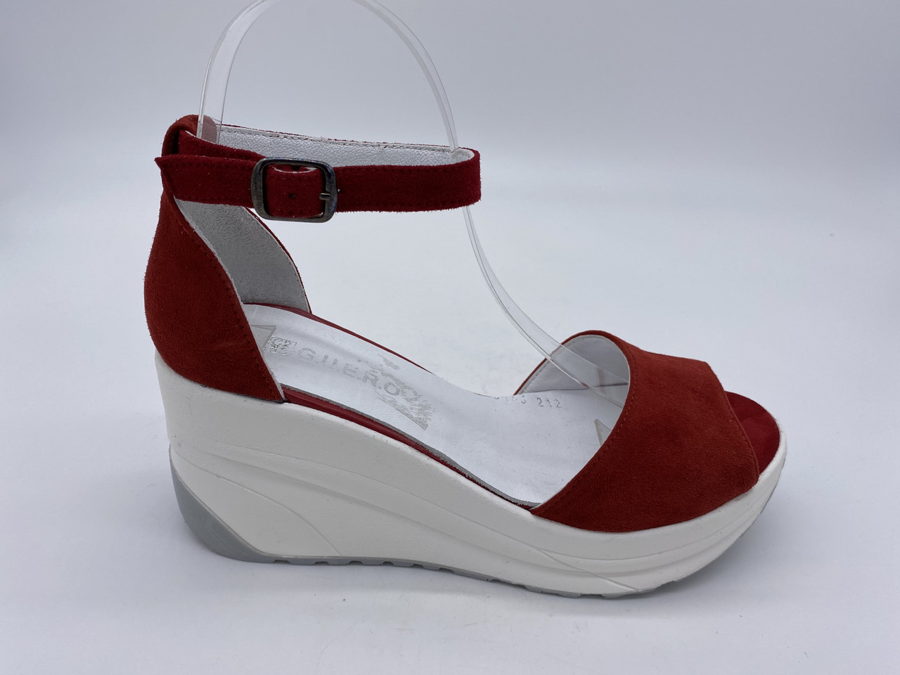 

Босоножки на платформе Guero G143-0212-29 36(р) красные