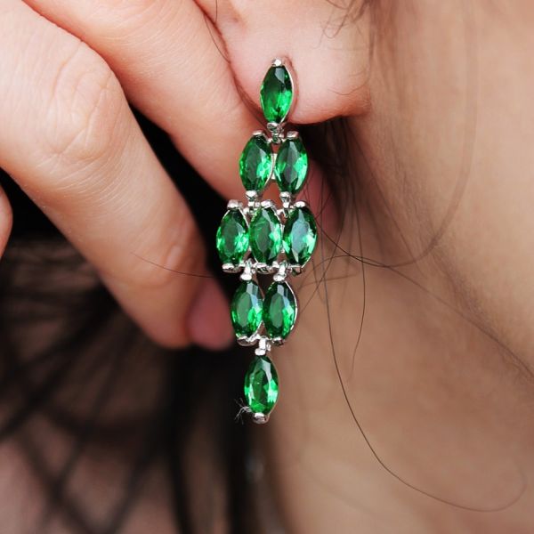 

Серебряные серьги гвоздики "Green Bunch"