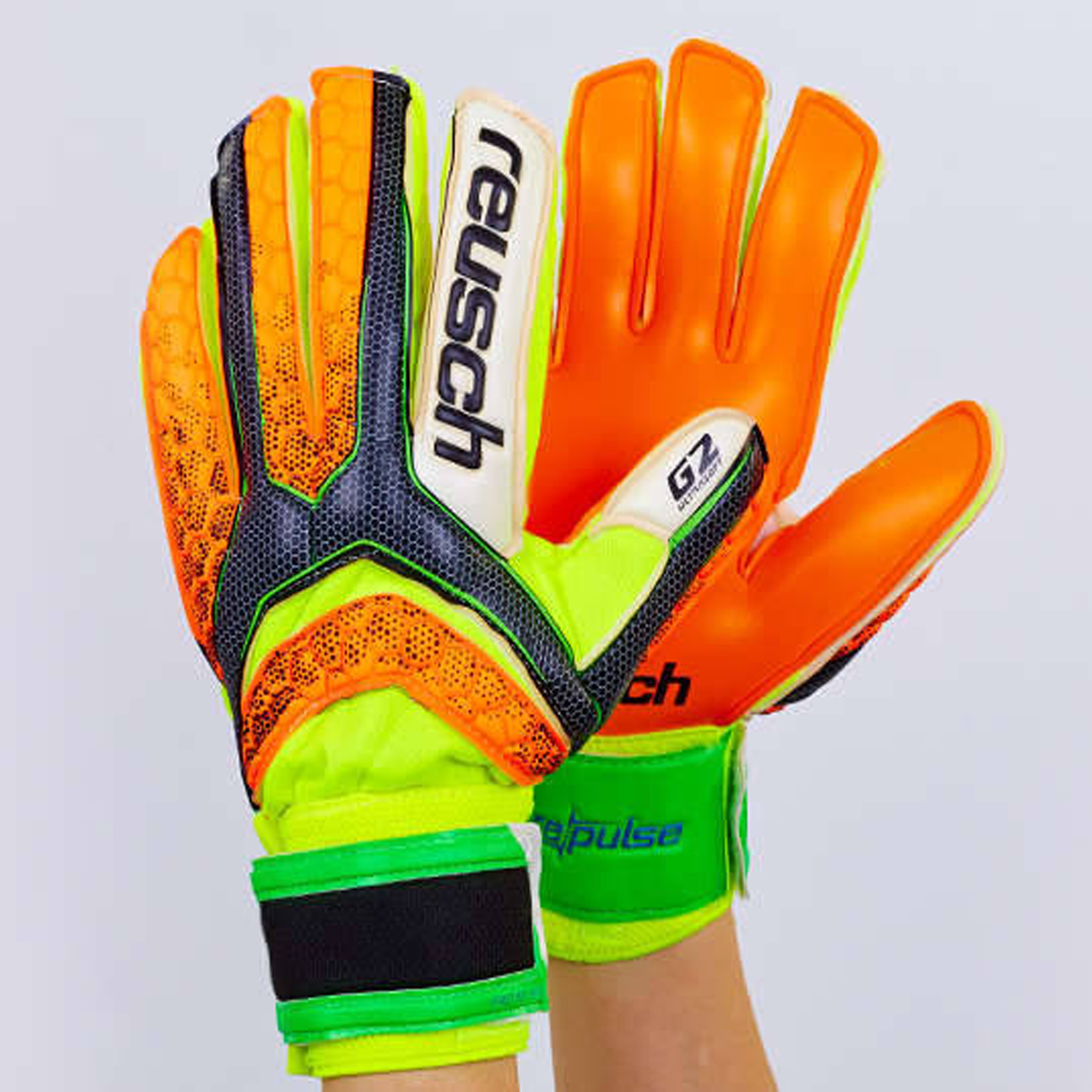 

Перчатки вратарские REUSCH Размер 10 FB-873-2