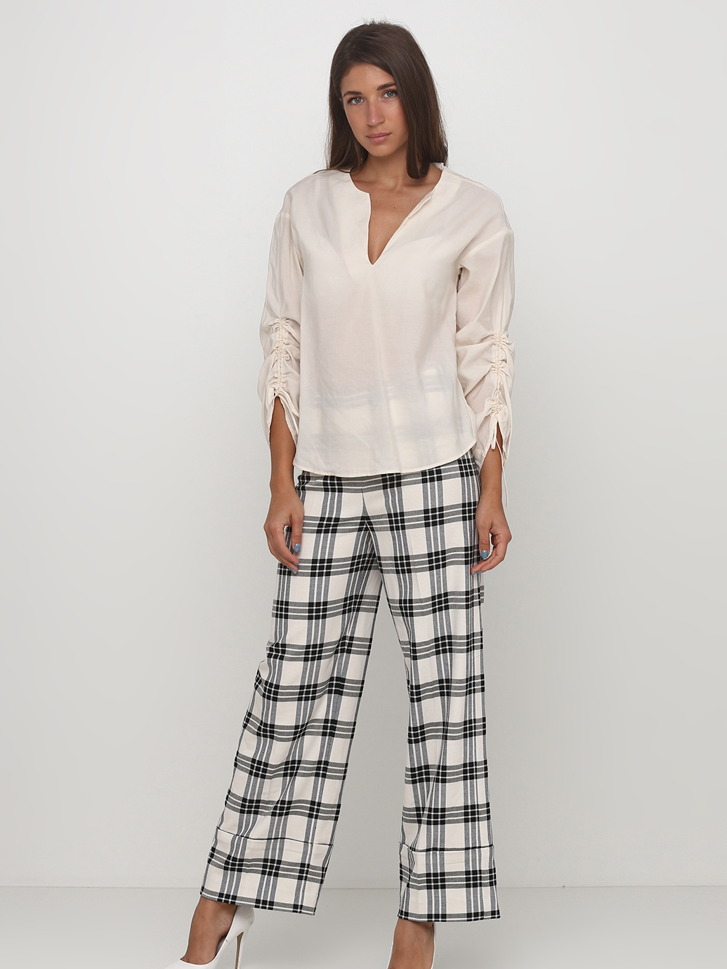 

Брюки H&M 0725354_клетка_03 32 Белые