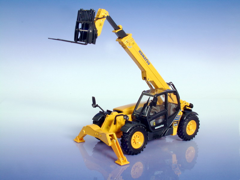 

Погрузкик Komatsu WH613 8002UH масштабная модель 1 50