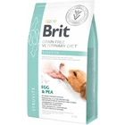 Сухой корм для взрослых Brit VetDiets при мочекаменной болезни с яйцом индейкой горохом и гречкой