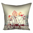Подушка с принтом Love