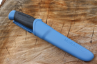 Ніж Morakniv Companion Blue нержавіюча сталь колір блакитний - зображення 4