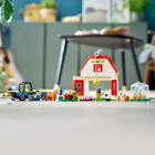 Zestaw klocków LEGO City Farm Farma i stodoła ze zwierzętami gospodarskimi 230 elementów (60346) - obraz 5