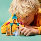 Zestaw klocków LEGO Disney Princess Dziedziniec zamku Anny 74 elementy (43198) - obraz 6