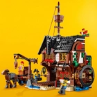 Zestaw LEGO Creator Statek piracki 1260 elementów (31109) - obraz 9