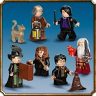 Zestaw LEGO Harry Potter Hogwart: Gabinet Dumbledore'a 654 części (76402) - obraz 8