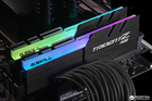 Оперативна пам'ять G.Skill DDR4-3200 16384MB PC4-25600 (Kit of 2x8192) Trident Z RGB (F4-3200C16D-16GTZR) - зображення 5
