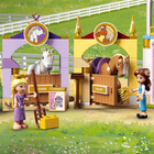 Zestaw klocków LEGO Disney Princess Królewskie stajnie Belli i Roszpunki 239 elementów (43195) - obraz 6
