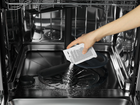 Знежирювальний засіб для посудомийної машини Electrolux Super Clean M3DCP200 2 шт 50 г х 2 шт - зображення 2