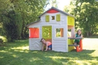 Будинок для друзів Smoby Toys з літньою кухнею дверним дзвінком і столиком 217х155х172 см (810202) - зображення 5